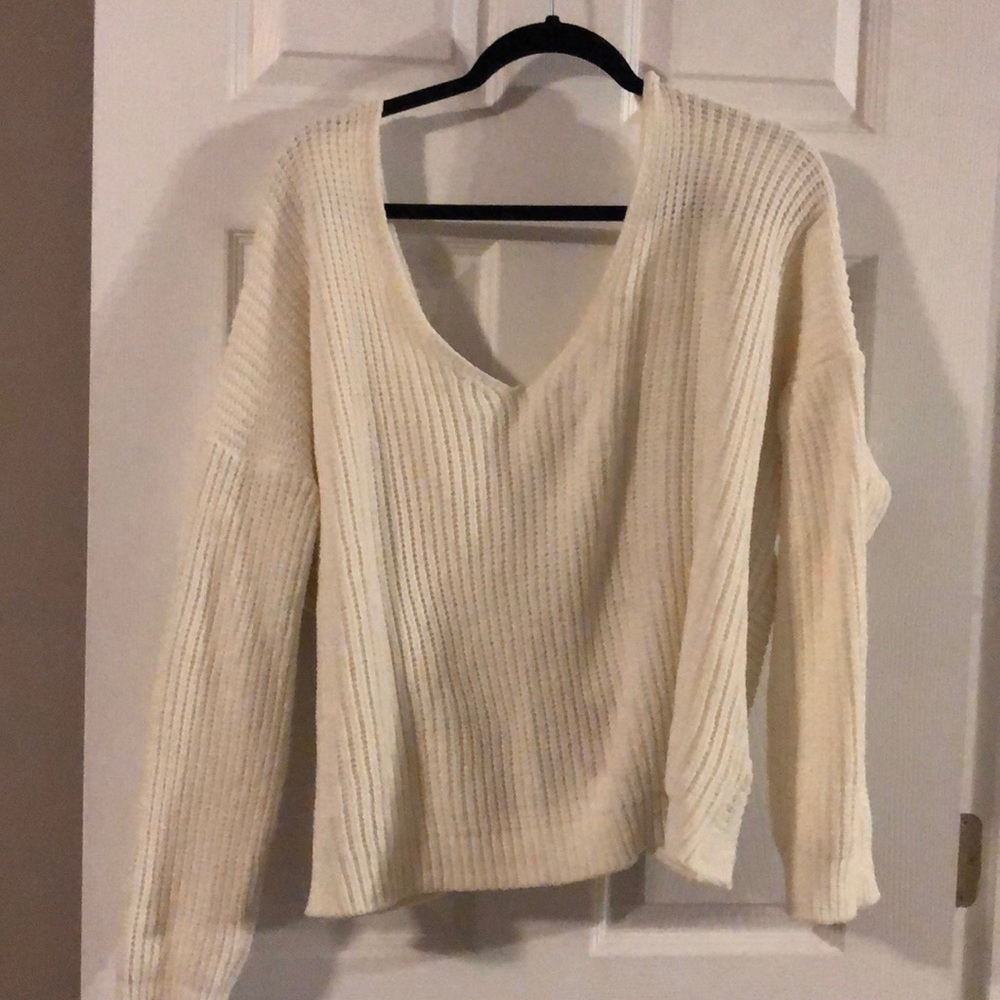 Cross cross back sweater